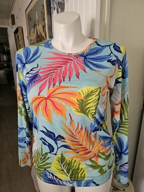 Stella Parker XL Long Sleeve Rashguard Swim Sun Botanical Tropical Floral NWOT
